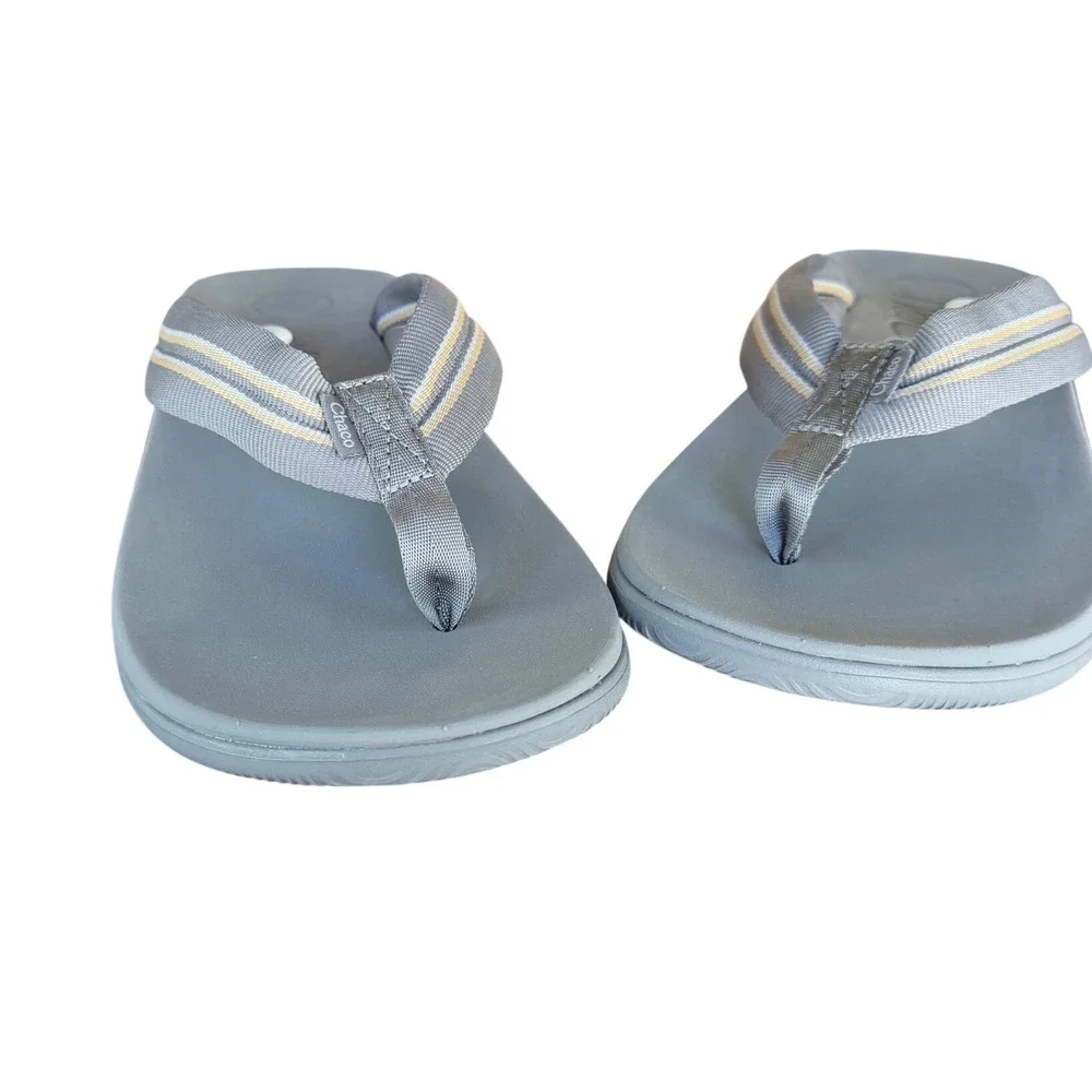Chaco Chillos Flip Mens Grey Striped LUVSEAT Arch Support Sandals Size 8